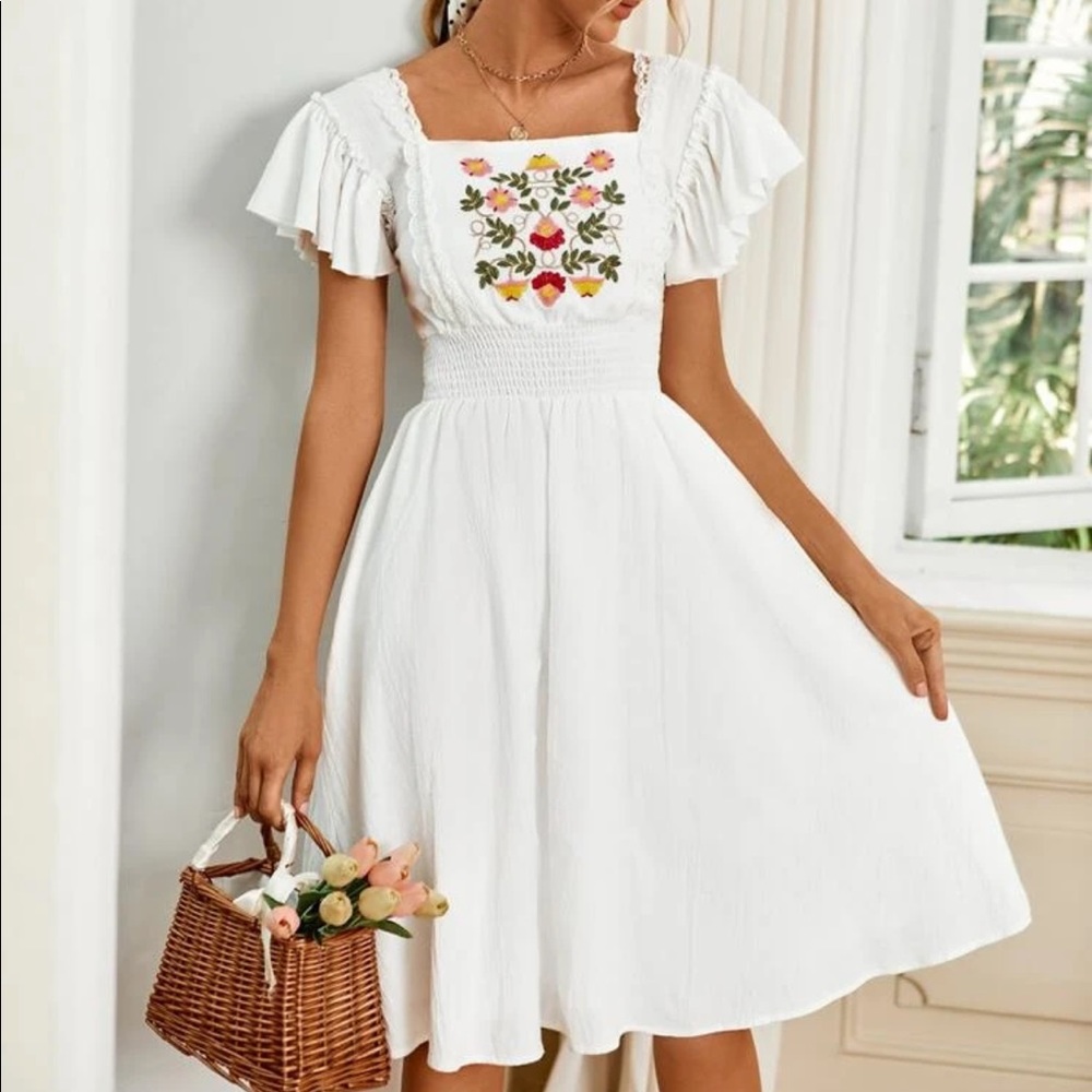 Boho Spring floral embroidered ruffle sleeve dress